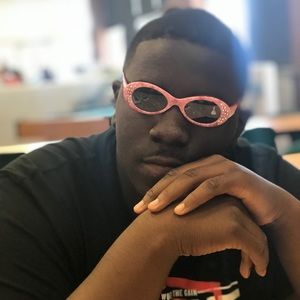 Meet your Posher, Clayton